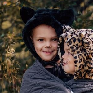 Native Fable Black Cat Bonnet 4/5